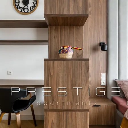Prestige - Starowiejska 10 *